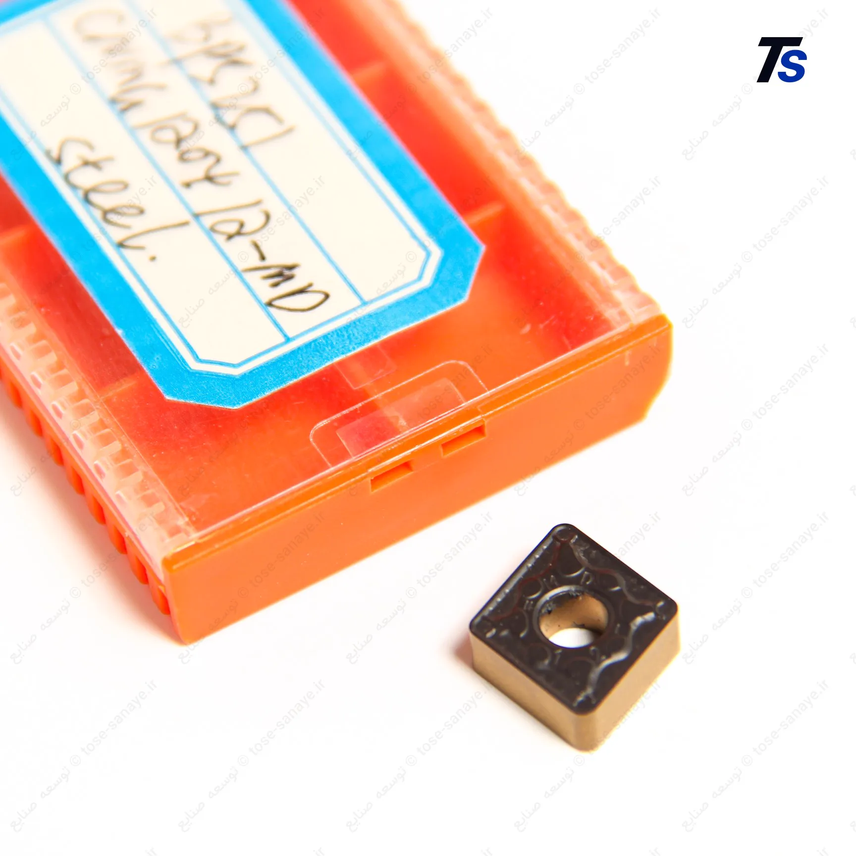 اینسرت یا الماس تراشکاری استیل CNMG 12 04 12 - MD